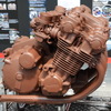 インダストリアルクレイで作られたホンダ『CBX1000』の直6エンジン