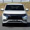 三菱 アウトランダー PHEV（プロトタイプ）