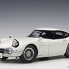 オートアート「トヨタ2000GT」