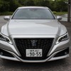 トヨタ クラウン 新型（ハイブリッド Gエグゼクティブ）