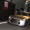 【写真蔵】米倉涼子 × GT-R × 首都高 山手トンネル