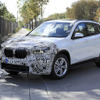 BMW X1 改良新型　スクープ写真