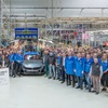 新型BMW Z4 の量産第一号車がラインオフしたマグナシュタイヤーのオーストリア・グラーツ工場