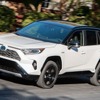 トヨタRAV4ハイブリッド新型のXSE