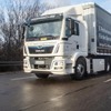 ポルシェ・タイカンの部品を輸送するMANのEVトラック、eTGM