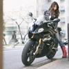 星野華さんとBMW『S1000RR』