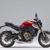 ホンダ CB650R（キャンディークロモスフィアレッド）