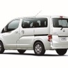 日産 NV200 バネット マルチベッドワゴン