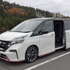 日産『セレナ NISMO』。3列シートのパセンジャーカーとしては標準的なユーティリティ。