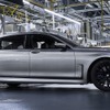 BMW 7シリーズ 改良新型の量産第一号車がラインオフ