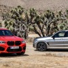 BMW X4M コンペティション（左）とBMW X3M コンペティション（右）