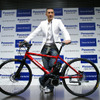 団塊世代にプレミアム電動自転車発売…パナソニック チタン自転車
