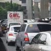 渋滞するフィリピン・マニラ市内の幹線道路