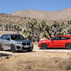 BMW X3M（向かって左）とX4M