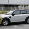 MINI クロスオーバー 改良新型（スクープ写真）