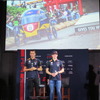 鈴鹿への意気込みを語った、Aston Martin Red Bull Racingのアルボン（左）とフェルスタッペン（右）。