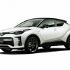 トヨタ C-HR S GRスポーツ（ブラック×ホワイトパールクリスタルシャイン）