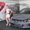 ゴルフGTI TCRとロイヒター選手。