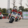 【東京モーターサイクルショー08】写真蔵…警視庁 女性白バイ隊の模範走行