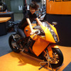 【東京モーターサイクルショー08】人気急上昇中のKTM、初のスーパーバイク