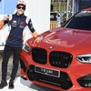 マルク・マルケス選手とBMW X4M コンペティション