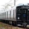 817系の後継車として2019年3月のダイヤ改正で登場した省エネタイプの821系。2020年3月のダイヤ改正では福岡・北九州地区に追加投入される。