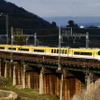 『伊勢志摩ライナー』は大阪・京都発着列車が3号車、名古屋発着列車が4号車に喫煙室を設置。