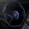 BMW iNEXTに採用される新開発の「ポリゴナル・ステアリングホイール」