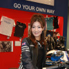 【東京モーターサイクルショー08】コンパニオン写真蔵…トライアンフ