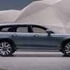 ボルボ V90 クロスカントリー 改良新型