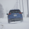 凹凸のある雪道でも安定感のある走りだったエクストレイル