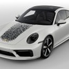 ポルシェ 911 新型の指紋を車体に印刷できるカスタマイズプログラム