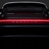 ポルシェ 911 新型のトップグレードのティザーイメージ