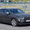 BMW X2 改良新型プロトタイプ（スクープ写真）