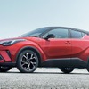 トヨタ C-HR G（ブラック×エモーショナルレッドII）