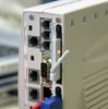 【オートサロン2002続報】幕張臨時分室のモバイルLAN、気になるFOMAは?