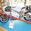 【鈴鹿8耐 08】山本寛斎が戦国風レースクイーンと登場！