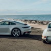 ポルシェ 911 現行のカスタマイズモデルとオーストラリアで最初のポルシェ 911 初代（1965年型）