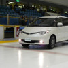 TOYO Winter TRANPATH MK4…スケートリンクでタイヤ発表会