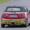 MINI クーパーS コンバーチブル 改良新型プロトタイプ（スクープ写真）
