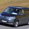 VW T7 PHEVプロトタイプ（スクープ写真）