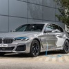 BMW 5シリーズ・セダン 改良新型のPHV「545e xDrive」