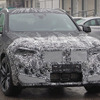 BMW X4M 改良新型プロトタイプ（スクープ写真）