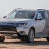 三菱 アウトランダー PHEV のRebelle Rally参戦車両