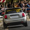 ルーマニアで開催されたラリーに出走しモータースポーツデビューを果たしたMINI クーパーSE