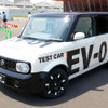 2010年発売の日産EV「静かで透明感のある走りはとても知的で好ましい」
