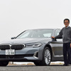 島崎七生人氏とBMW 530i Luxury