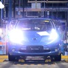 追浜工場で電気自動車（EV）「日産リーフ」の生産を開始（2010年）