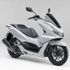 ホンダ PCX（パールジャスミンホワイト）