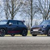 MINI ジョンクーパーワークスGP（左）とジョンクーパーワークスGPインスパイアードエディション（右）